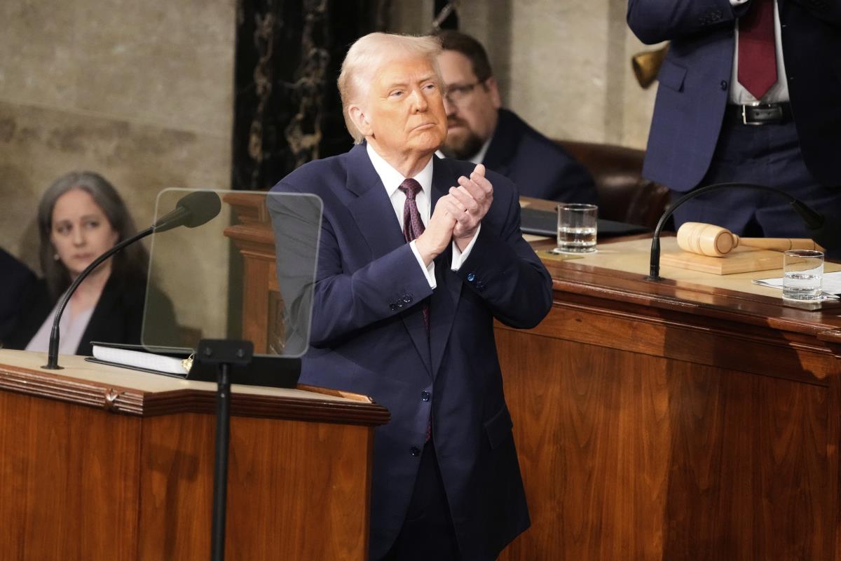 trump09 AP Ben Curtis.jpg