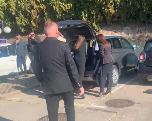 2025-03-06 09_30_08-WhatsApp.png