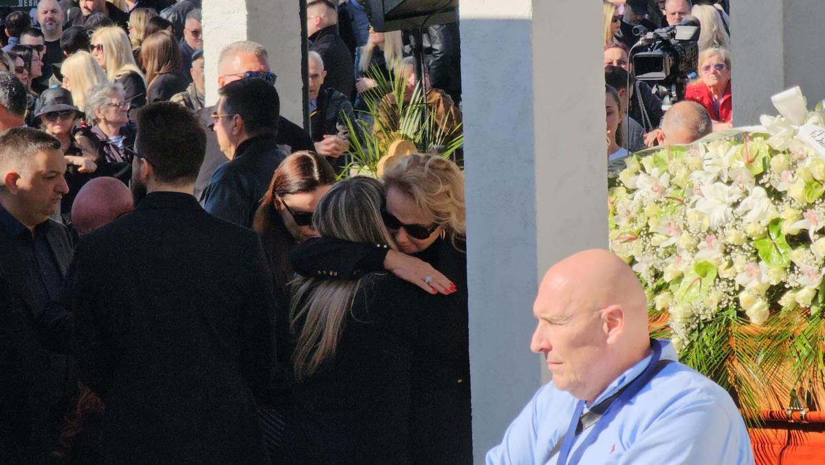 WhatsApp Image 2025-03-06 at 13.20.51_042d8a19.jpg