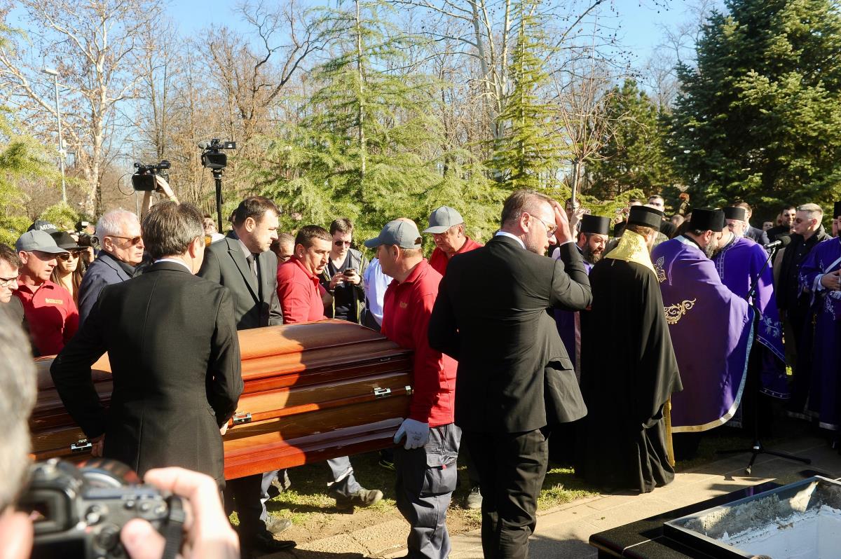 WhatsApp Image 2025-03-06 at 14.43.33_87206ad2.jpg