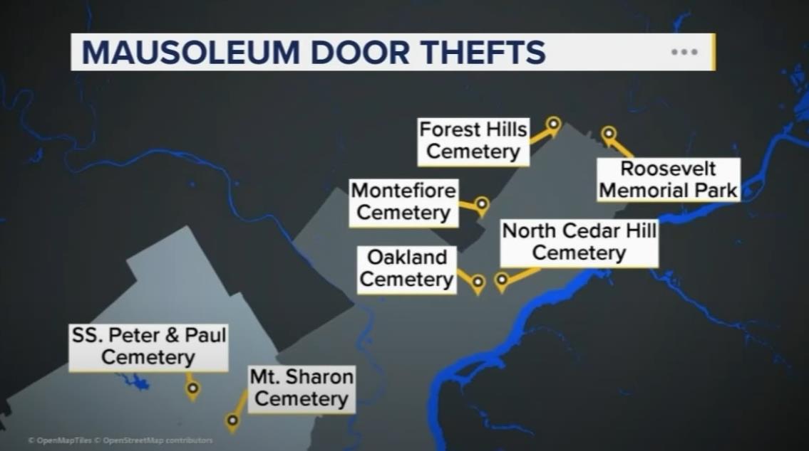 Ukradena vrata sa kapele 4.png