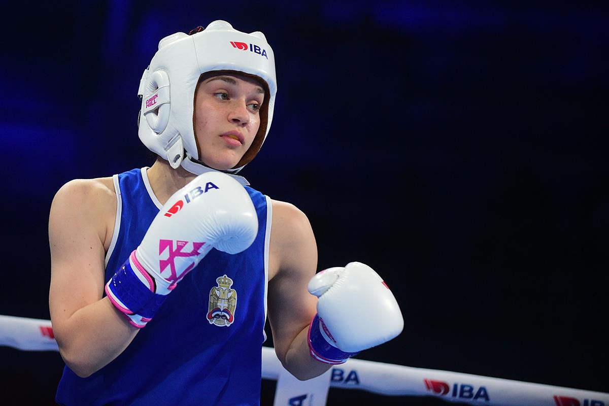 Kristina Kuluhova5.jpg