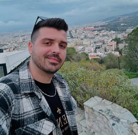 2025-03-10 22_20_45-Ασύλληπτη τραγωδία στον Βόλο_ Ο πατέρας του 31χρονου πέθανε, όταν άκουσε για τον.png