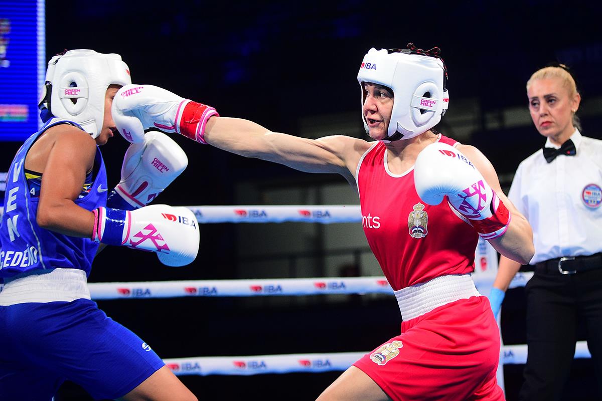 IBA WBC Siljkovic - Cedeno_1203 0015.jpg