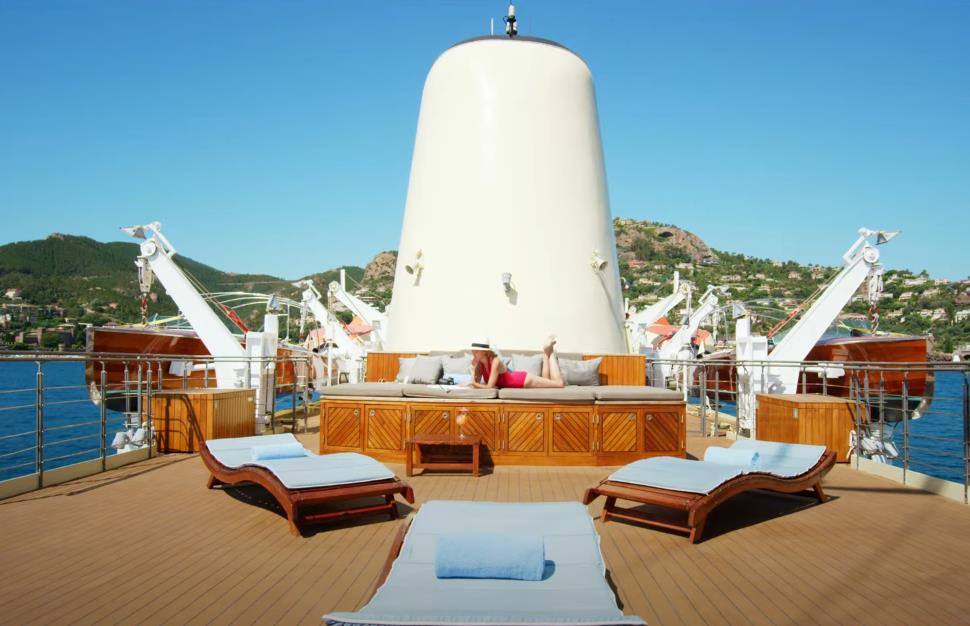 jahta Christina O foto youtube (10).png