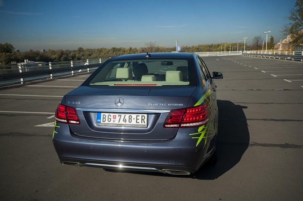 mercedes-e-klasa-hibrid.jpg
