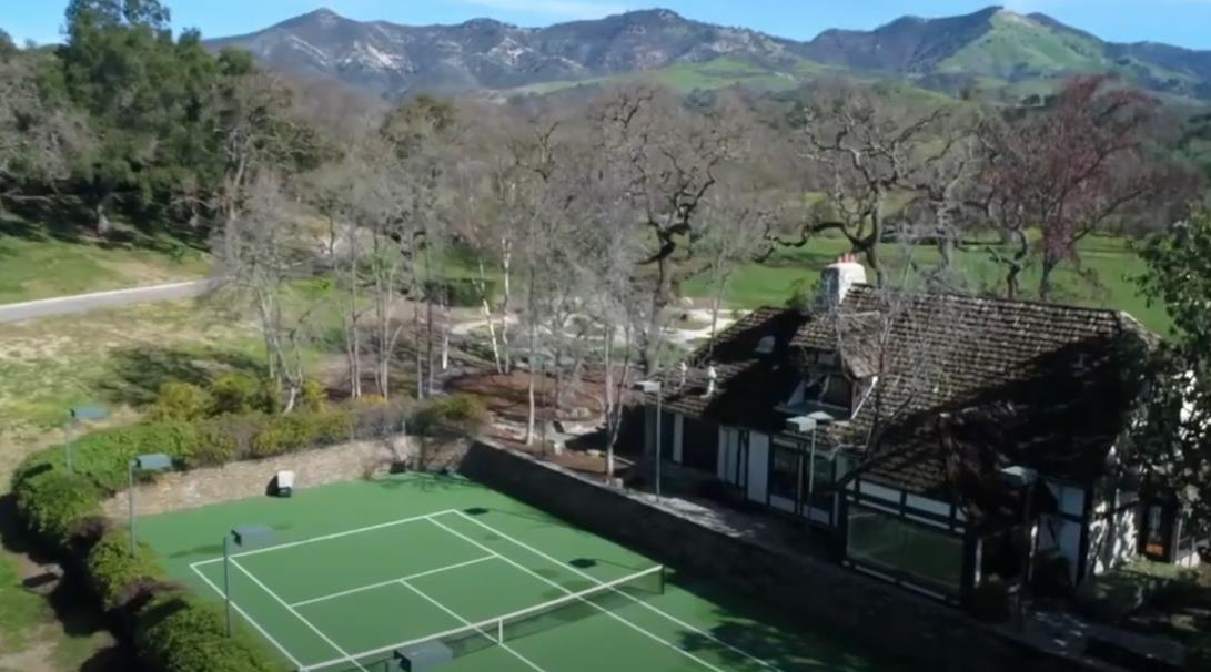 Majkl Džeksonov ranč 8.png