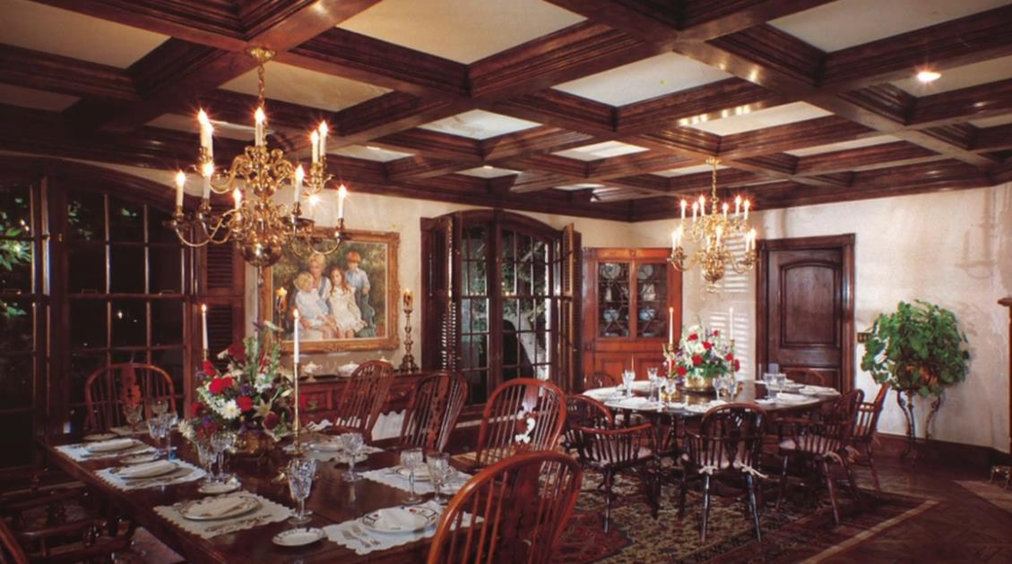 Majkl Džeksonov ranč unutra 6.png