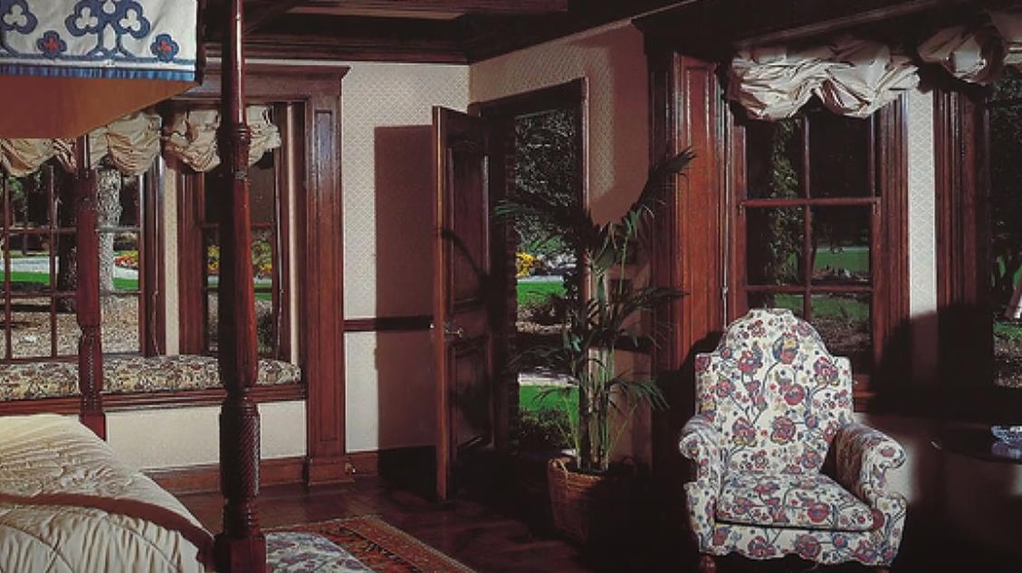 Majkl Džeksonov ranč unutra 4.png