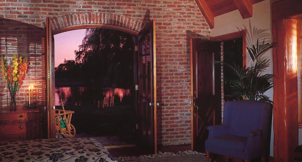 Majkl Džeksonov ranč unutra 2.png