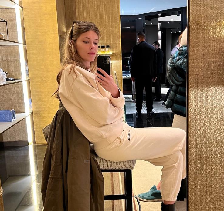 sara brajović (6).png