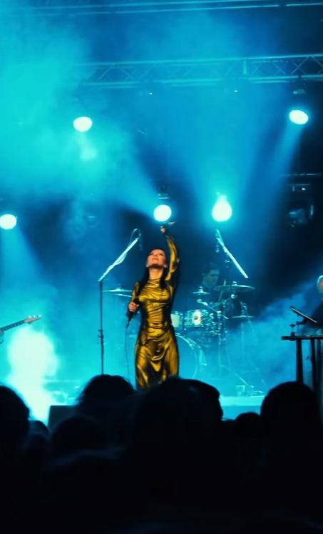 2025-03-17 10_11_47-Instagram.jpg