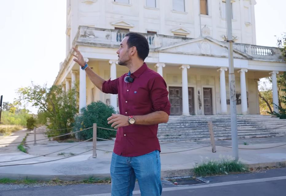 Robert Dacešin 3.png