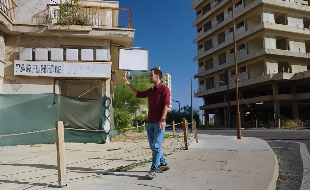 Rovert Dacešin 4.png