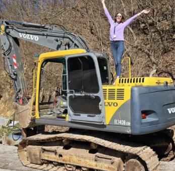 Milijana Bogdanović na bageru