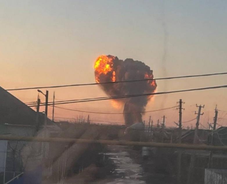 2025-03-20 08_18_33-(1) 𝔗𝔥𝔢 𝕯𝔢𝔞𝔡 𝕯𝔦𝔰𝔱𝔯𝔦𝔠𝔱△ 🇬🇪🇺🇦🇺🇲🇬🇷 on X_ _Ukrainian drones h.jpg