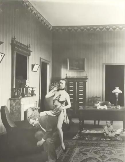 Teodora Marković, Dora Mar, Pikasova muza 2.png