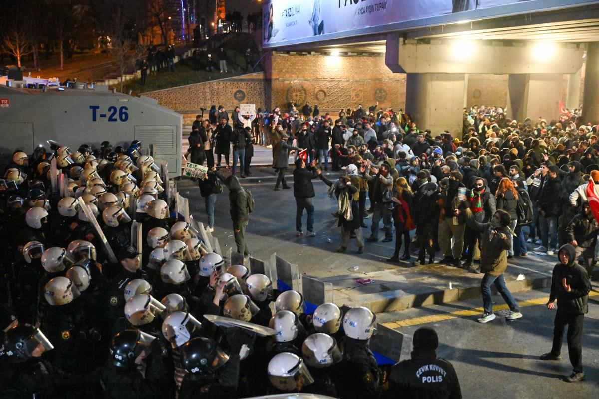 turska EPA Necati Savas.jpg