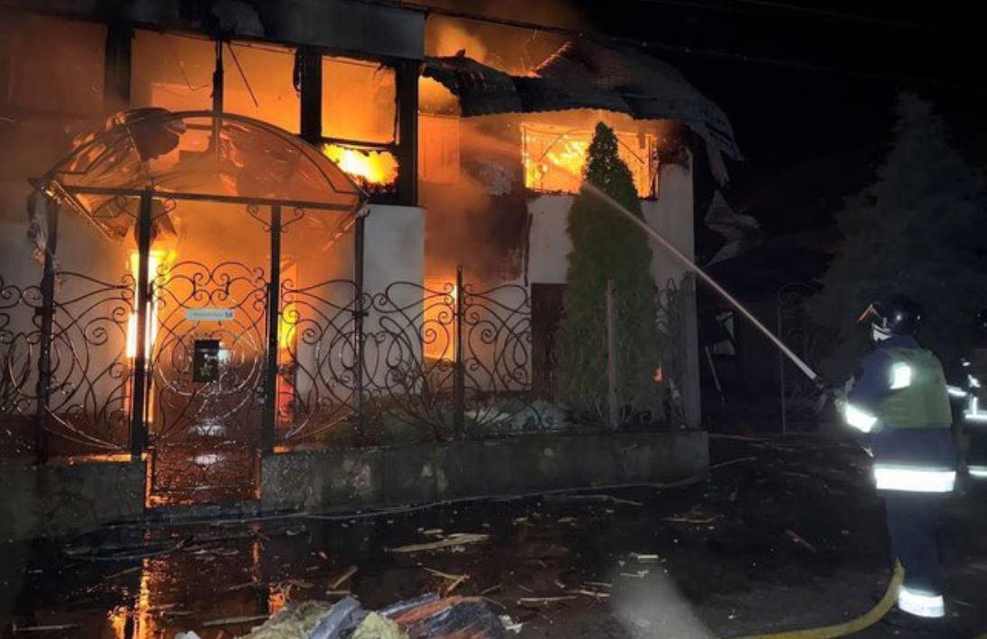 2025-03-21 07_56_59-ArianaGic_АріянаҐіць on X_ __Russia has to show us they are interested in ending.jpg