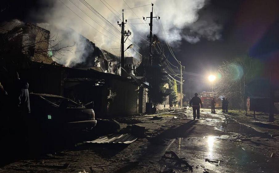 2025-03-21 07_56_20-kolibri.93 on X_ _Consequences of the attack on Zaporizhzhia district The nightt.jpg