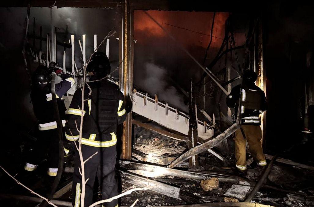 2025-03-21 07_55_54-kolibri.93 on X_ _Consequences of the attack on Zaporizhzhia district The nightt.jpg