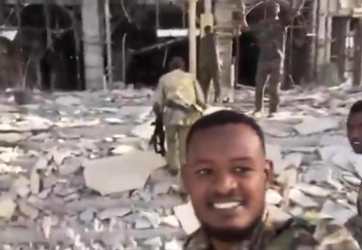 2025-03-21 09_44_45-VIDEO Sudanska vojska nakon dvije godine brutalnog rata zauzela predsjedničku pa.png