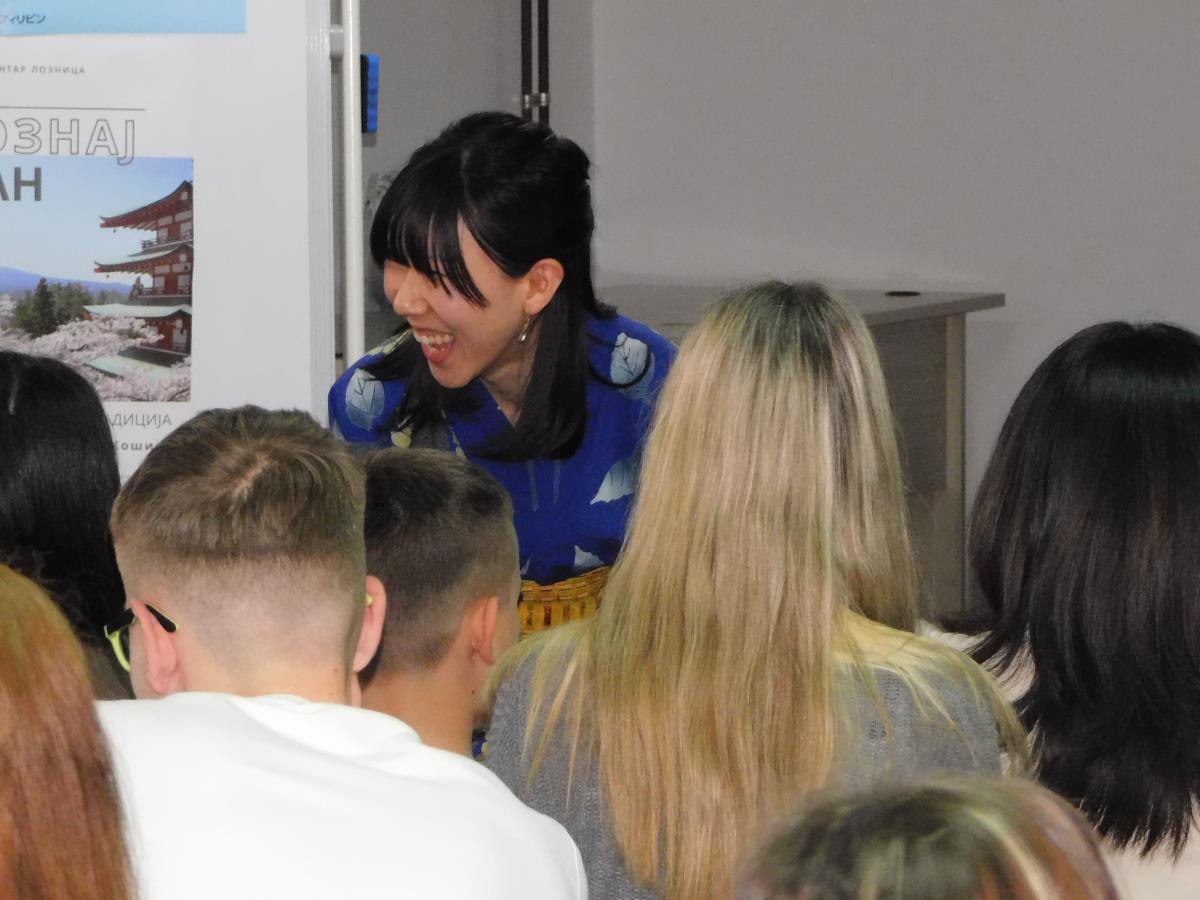 LOZNICA -Razgovori.JPG