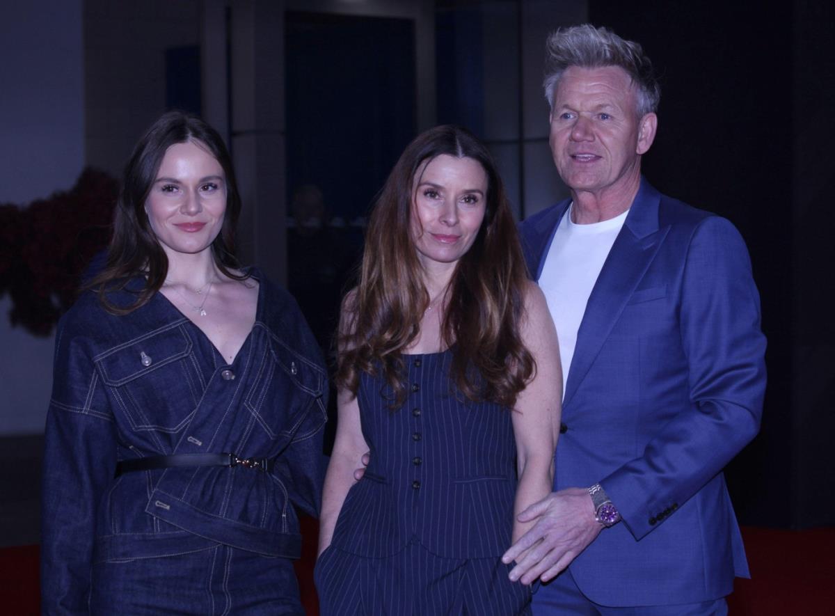 Gordon Remzi sa suprugom i ćerkom