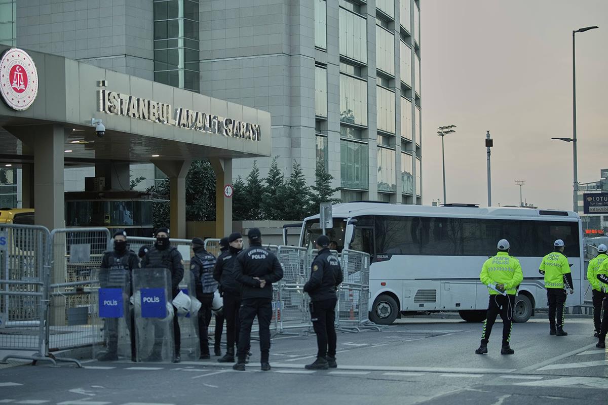 x02 AP Emrah Gurel.jpg