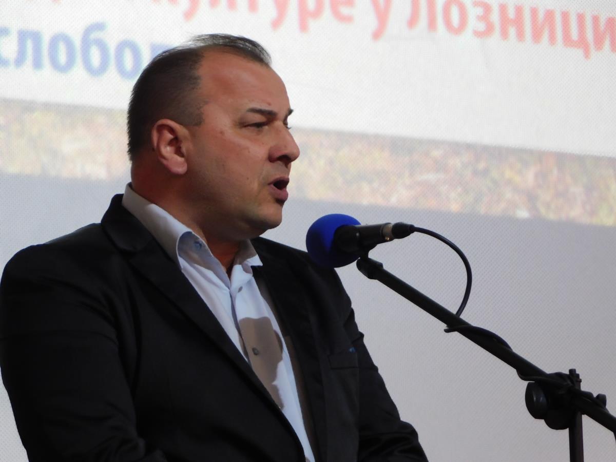 LOZNICA - Petar gavrilović podrška Grada Loznice.JPG