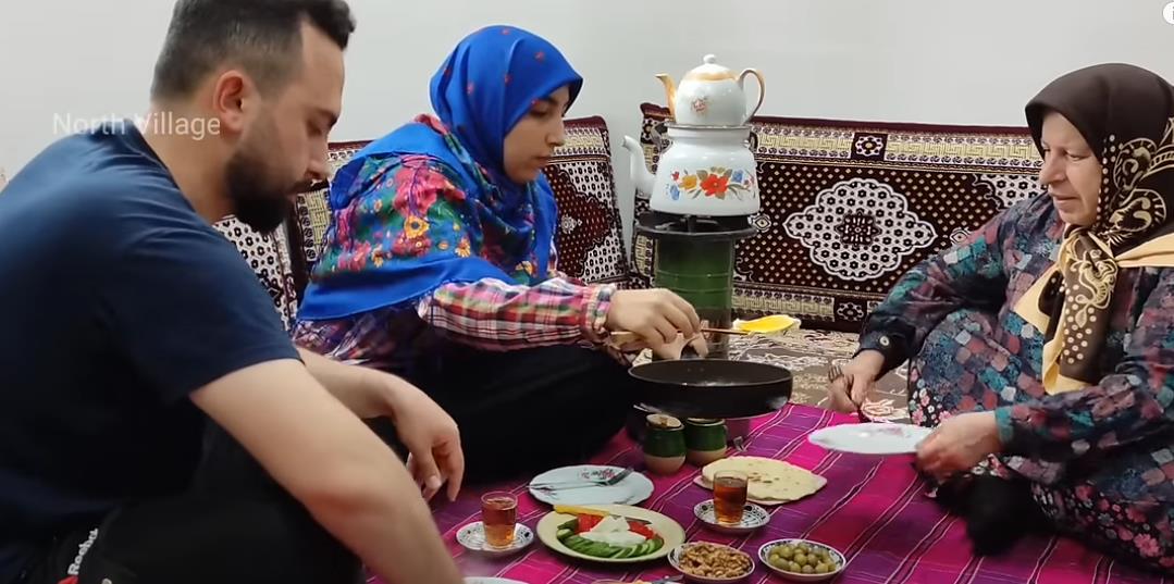 sara spava sa svekrvom i mužem 10.png