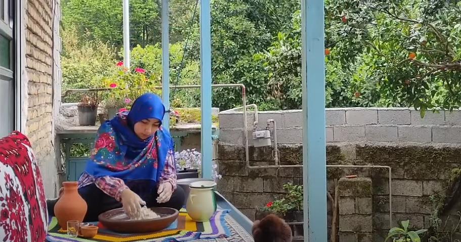 sara spava sa svekrvom i mužem 6.png