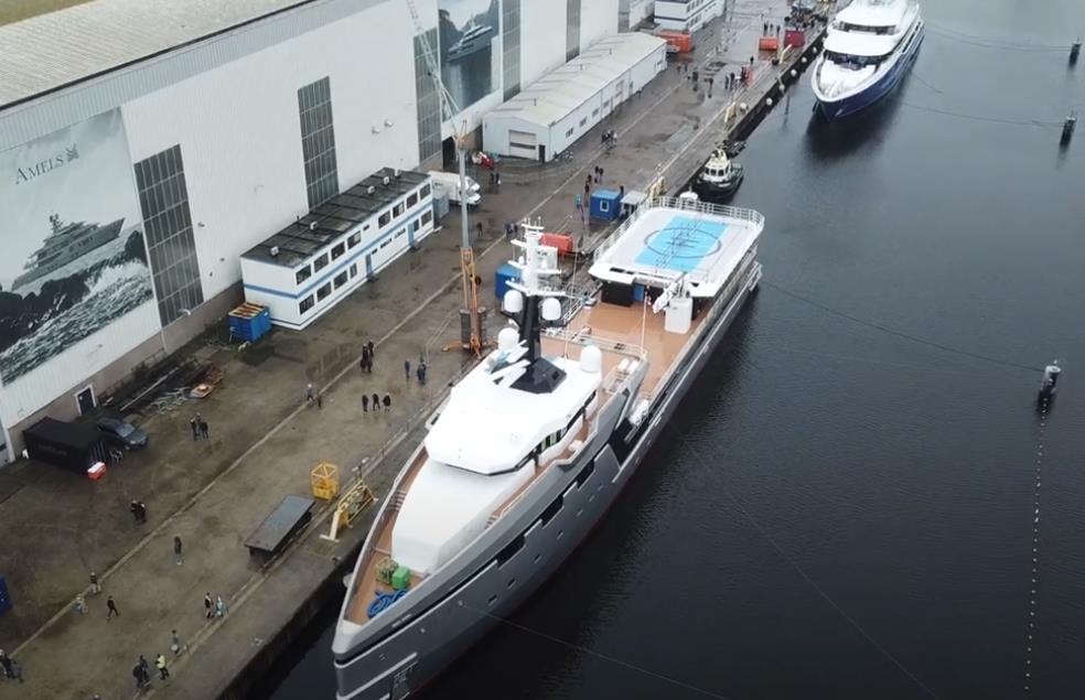 jahta džefa bezosa 2.png