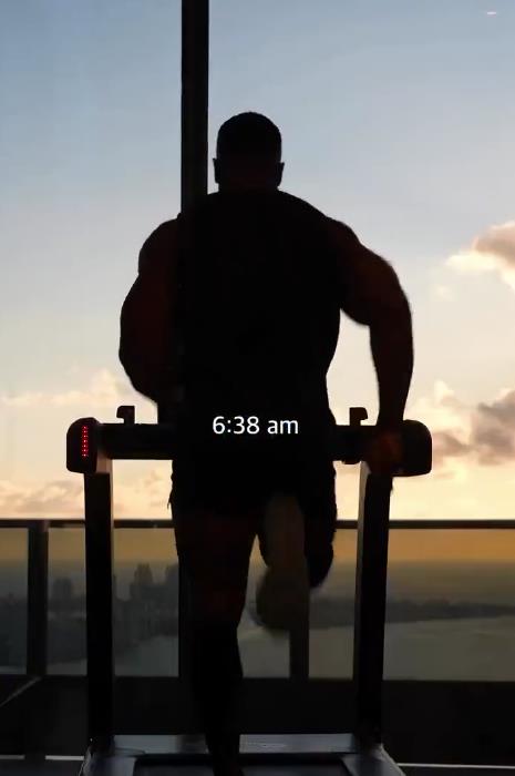 Ešton Hol jutarnja rutina foto X (7).png