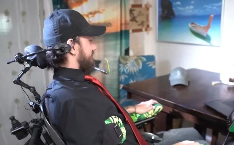 2025-03-25 07_33_04-Neuralink's First Patient Controls Computers With His Mind — With Noland Arbaugh.jpg