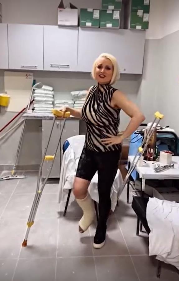 Maja Nikolić skinula gips