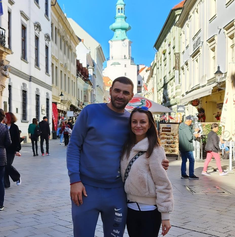 Fudbalera devojka varala sa kumom godinu i po dana