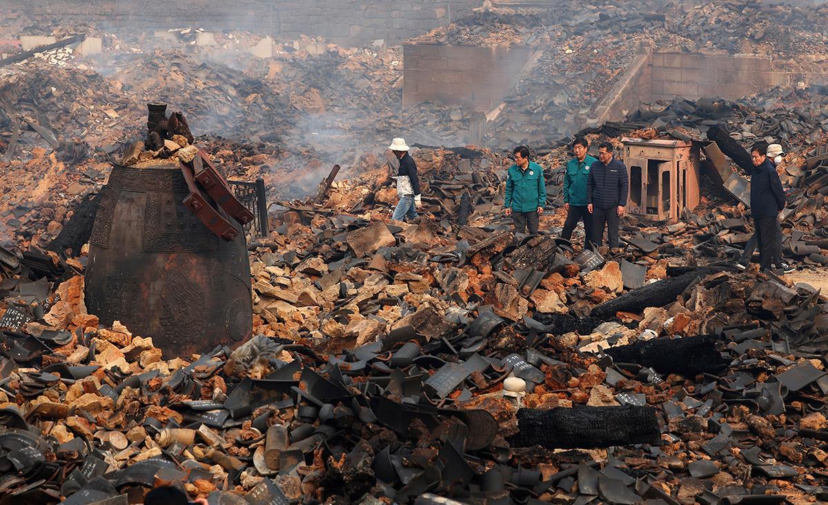 xxx01 AP Kim Dohoon.jpg