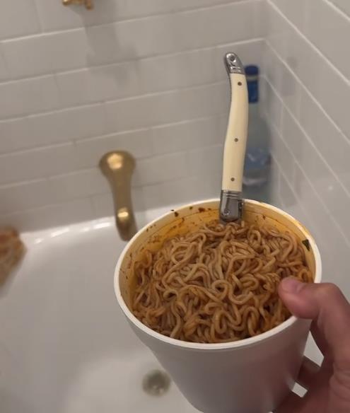 Kupatilo Benija Blanka 5.png