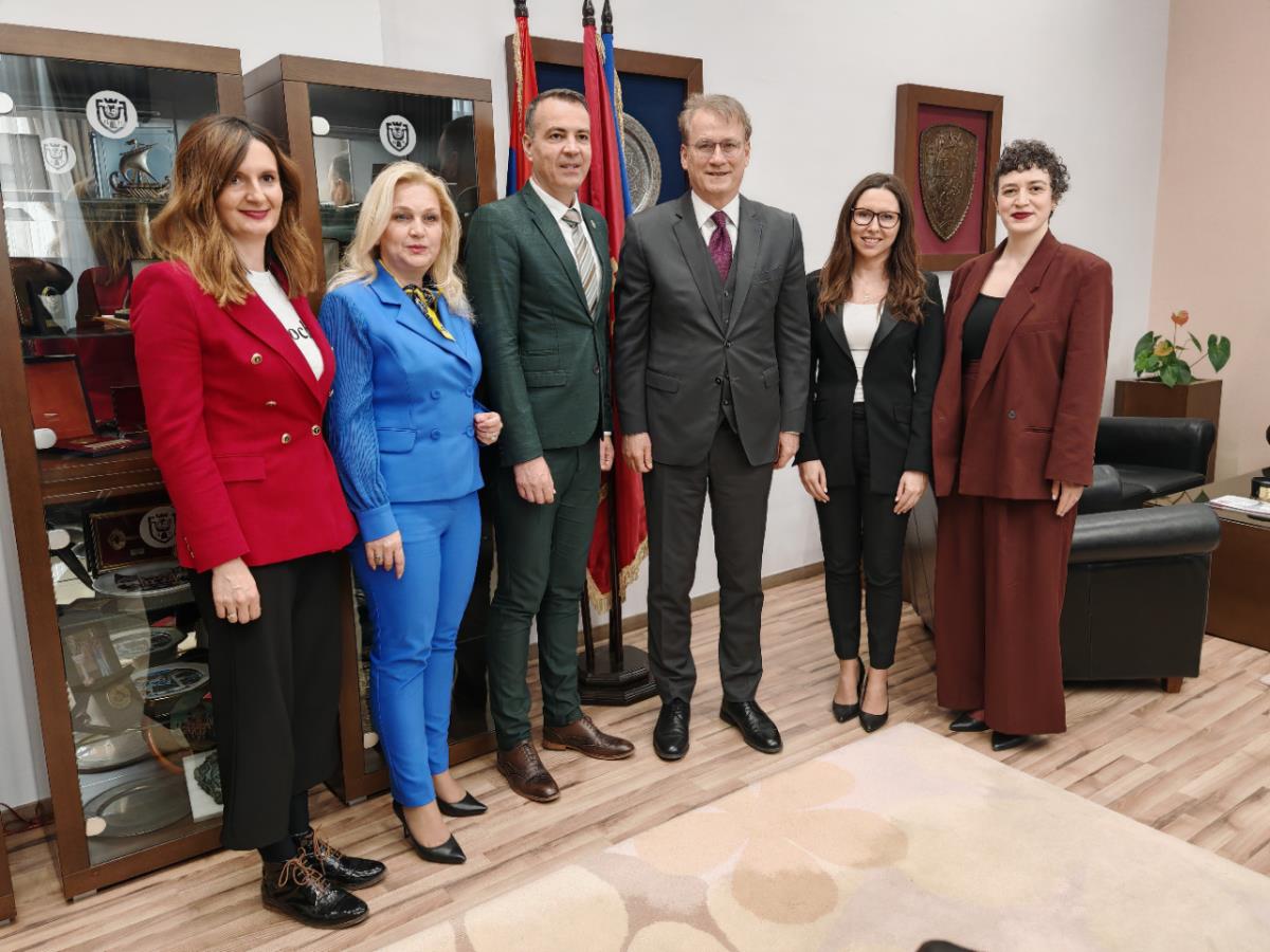 Ambasador Turske 5.png