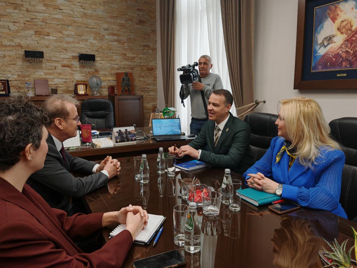 Ambasador Turske 3.png