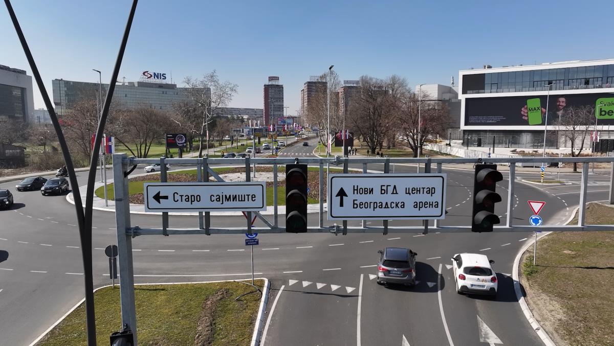 semafori kod Ušća.jpg