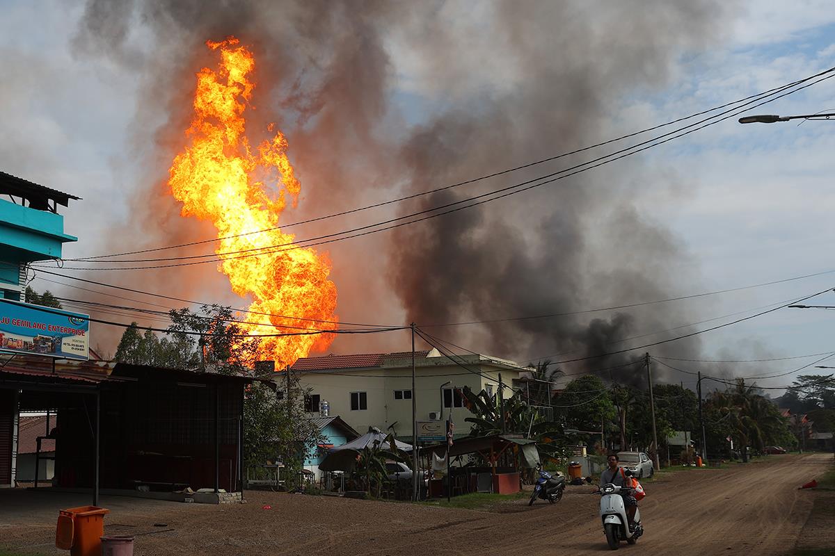 121 EPA Fazry Ismail.jpg