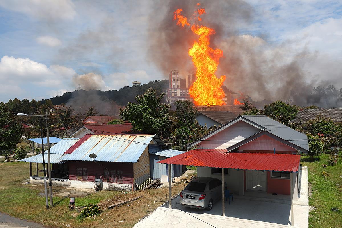 106 EPA Fazry Ismail.jpg
