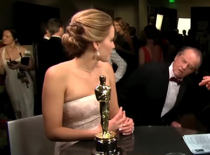 Džek Nikolson i Dženifer Lorens 2.png