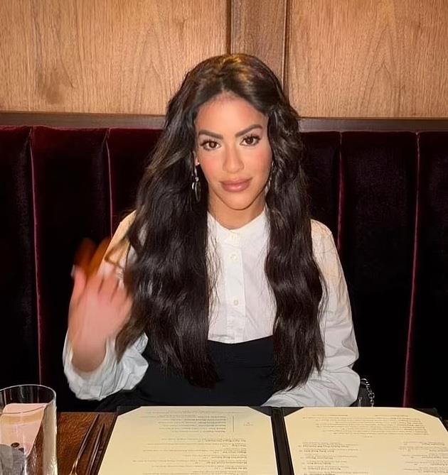 british-mother-daughters-eight-five-984188323 copy.jpg