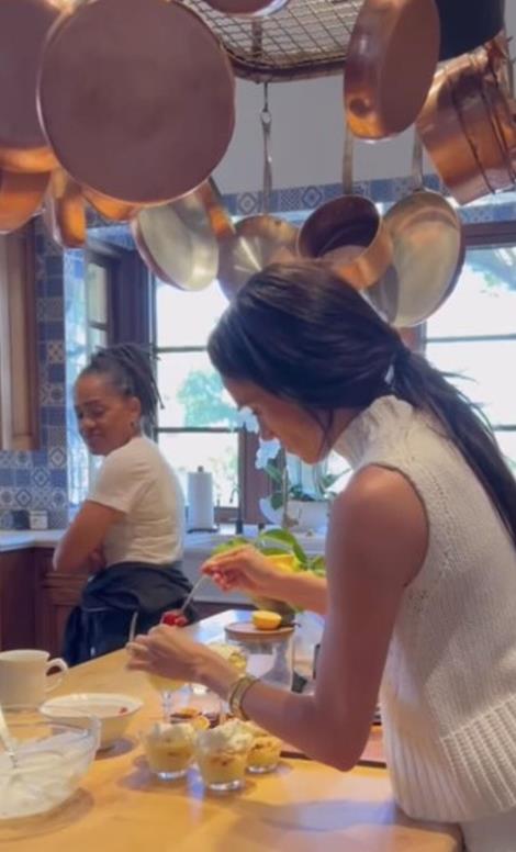 Kuhinja Megan Markl 4.png