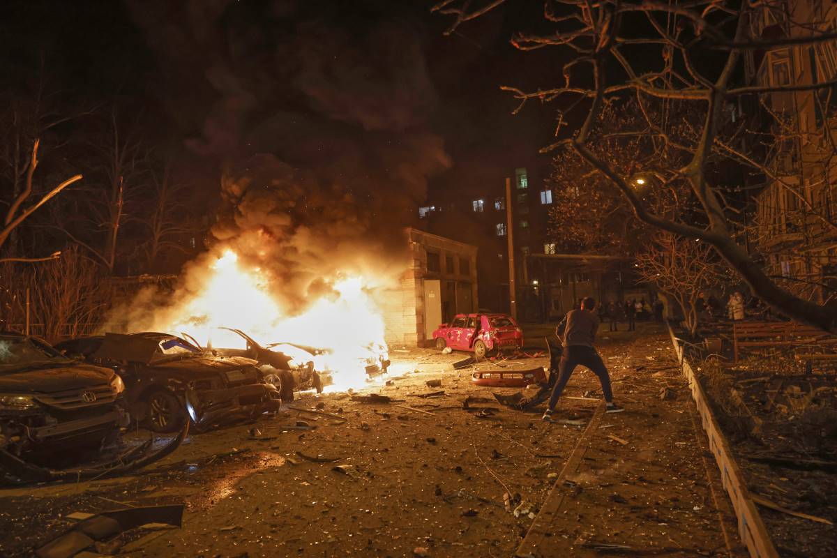 x03 AP Yevhen Titov.jpg