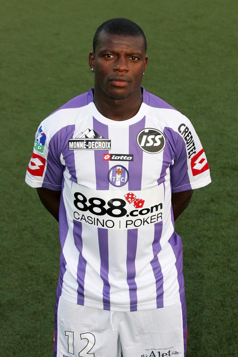 Poznati fudbaler prijatelju i njegovoj ženi učinio nezamislivo