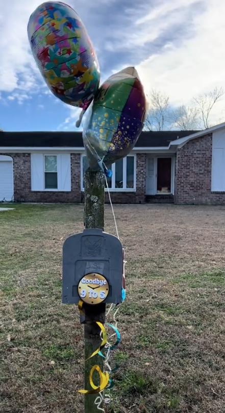 komšiluk iznenadio poštarku pred penziju 4.png